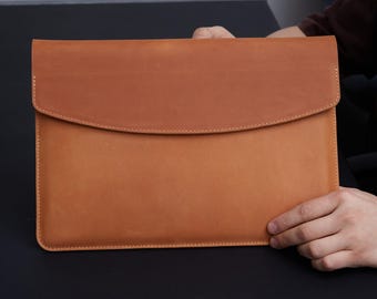 Portadocumentos A4 de cuero hecho a mano: Portafolio empresarial personalizado