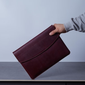 Full-Grain Leather iPad Air 11 Sleeve: Handmade Felt-Lined Tablet Case, Christmas Gift