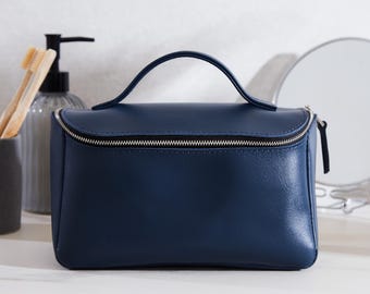 Leather Toiletry Bag : Handmade Dopp Kit - Minimalist Travel Cosmetic Case