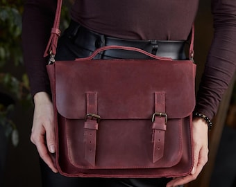 Women’s 2in1 Convertible Leather Backpack. Handmade Messenger Laptop Bag. Vintage Shoulder Satchel. Bag for School or Work. Gift for Her