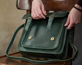 Convertible Leather Satchel Backpack: Vintage Crossbody Shoulder Bag