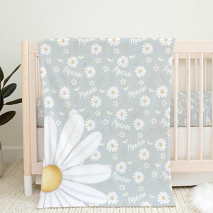 Blue Daisy Name Blanket, Custom Baby Girl Swaddle, Baby Shower Gift, Newborn Gift, Flower Blanket, Personalized Baby Blanket, Girl Gift