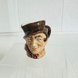 Vintage Royal Doulton 2.25&quot; Miniature Sam Weller Character Jug No. D6140MN. Retired Piece. Circa 1939-1969.