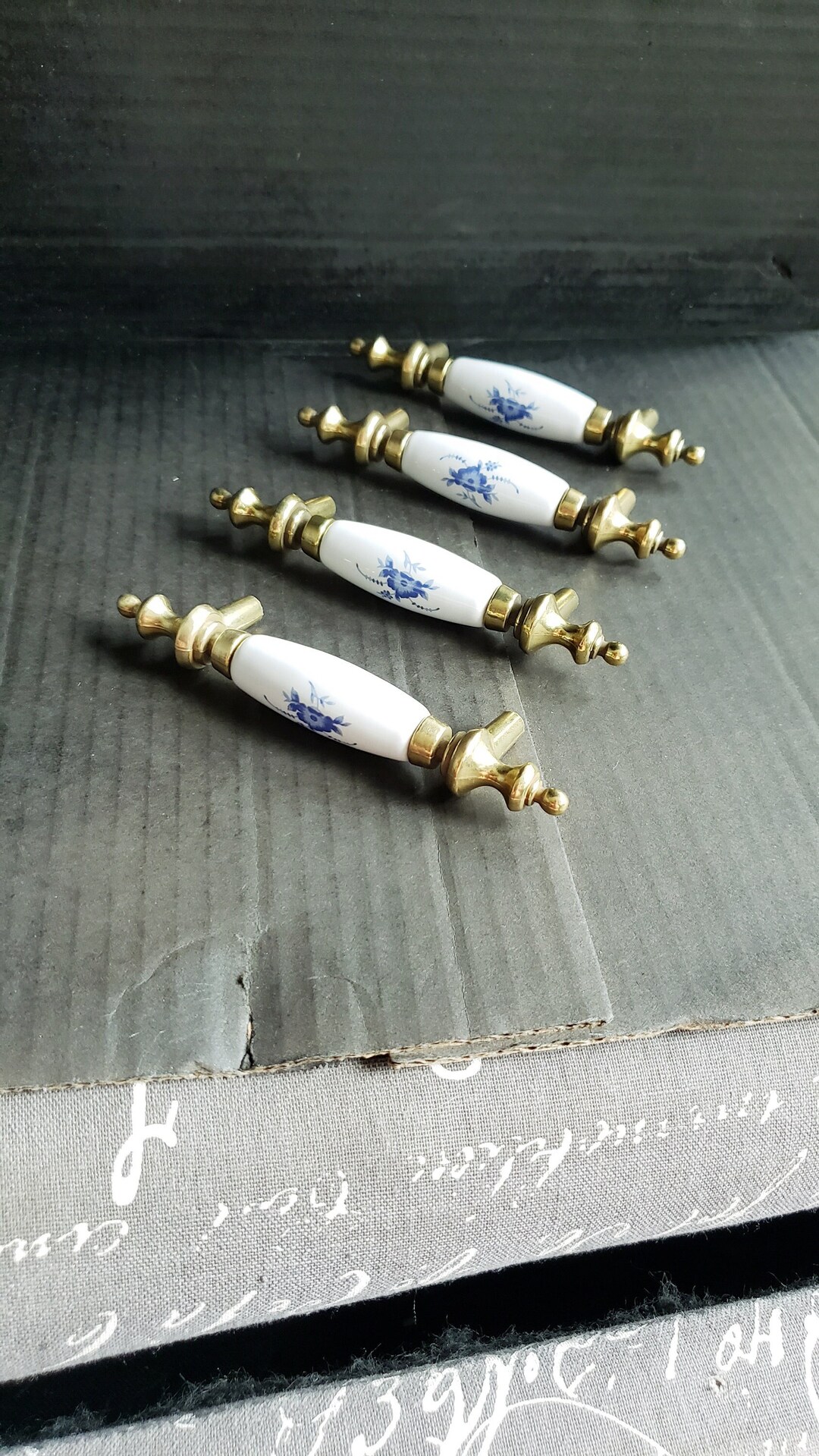 Vintage Farmhouse Drawer Pulls Set of 4 Etsy