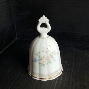 Vintage Gorham Cherrywood Pattern Bell 4". Discontinued. Circa 1979-1989.