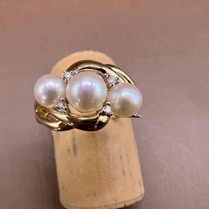 Pearl Ring | 10K Yellow Gold Ring | Freshwater Cultured Pearls | Pearl and Diamond Ring