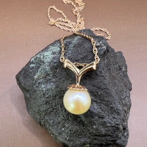 14K Rose Gold Necklace | Freshwater Cultured Pearl | Pearl Pendant | Rose Gold Necklace and Pendant