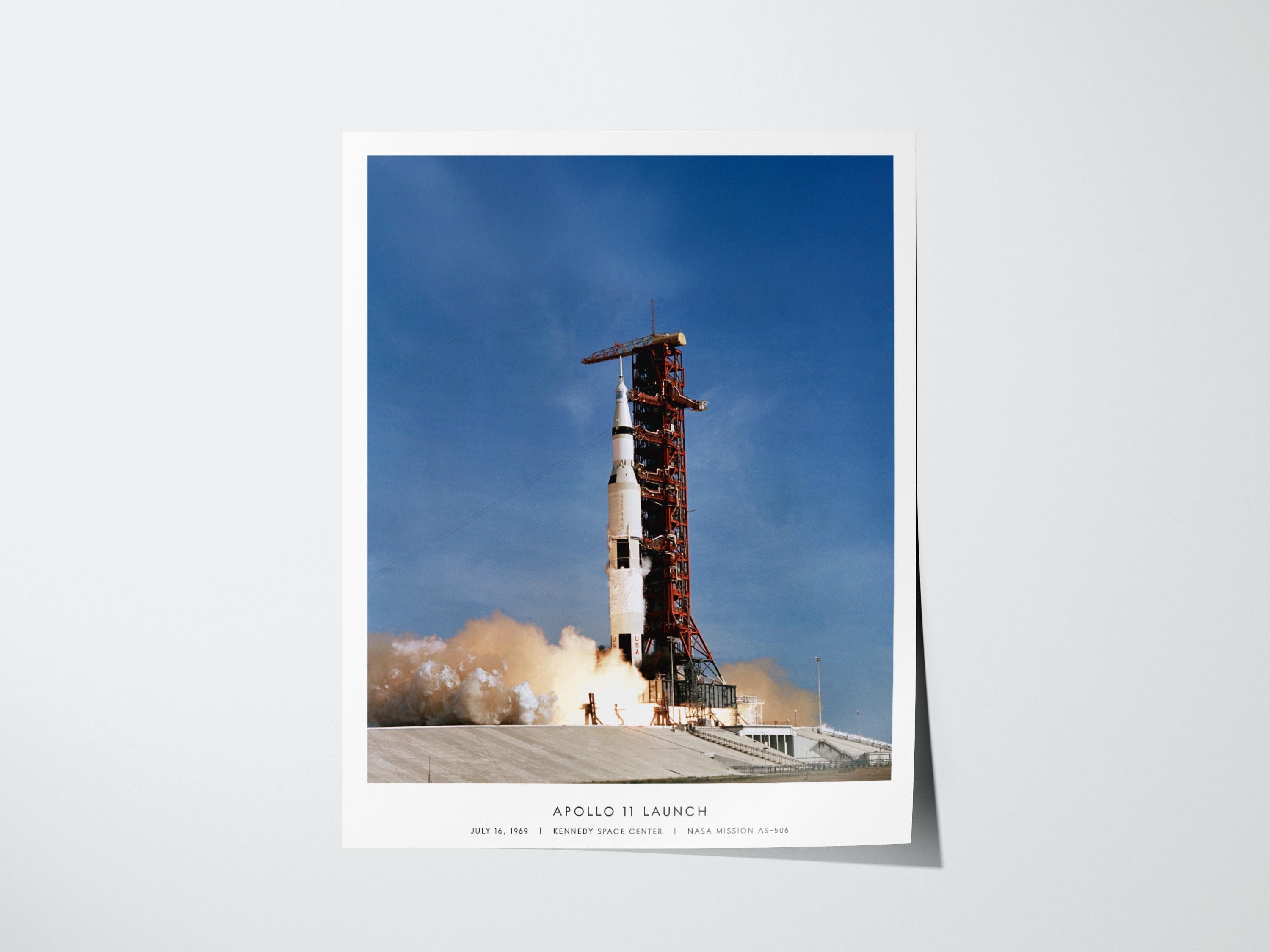 アポロ11号打ち上げポスター：NASAサターンVロケット、月面ミッション