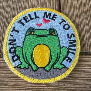 Grumpy Frog Embroidered Patch bild 2