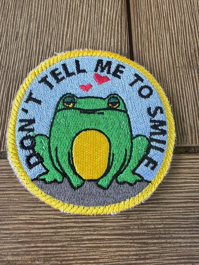 Grumpy Frog Embroidered Patch bild 2