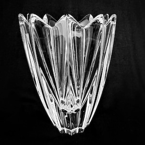 Pristine 5.75" Orrefors Sweden Crystal Teardrop Vase - Signed Heavy 2.5lb Art