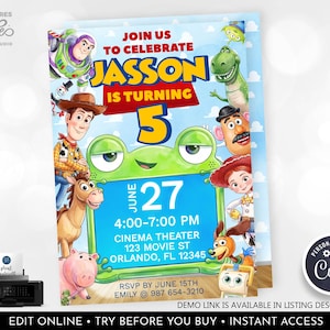 Op de afbeelding: Een verjaardagsuitnodigingskaart met stripfiguren, waaronder een space ranger, cowboy, cowgirl, dinosaurus en varken. De tekst luidt: JOIN US TO CELEBRATE JASSON IS TURNING 5, JUNE 27, 4:00-7:00 PM, CINEMA THEATER 123 MOVIE ST ORLANDO, FL 12345.