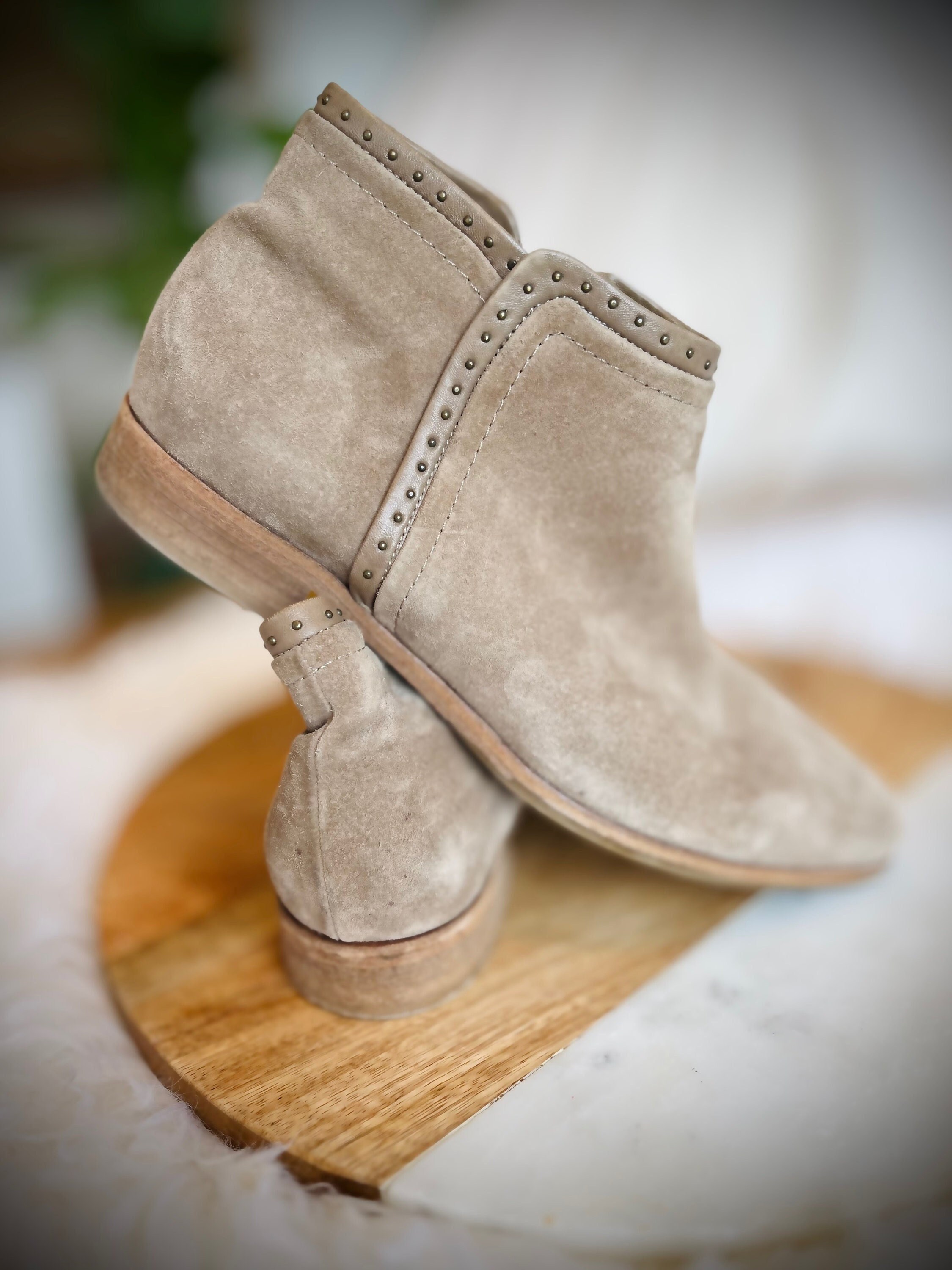 Vero cuoio best sale suede ankle boots