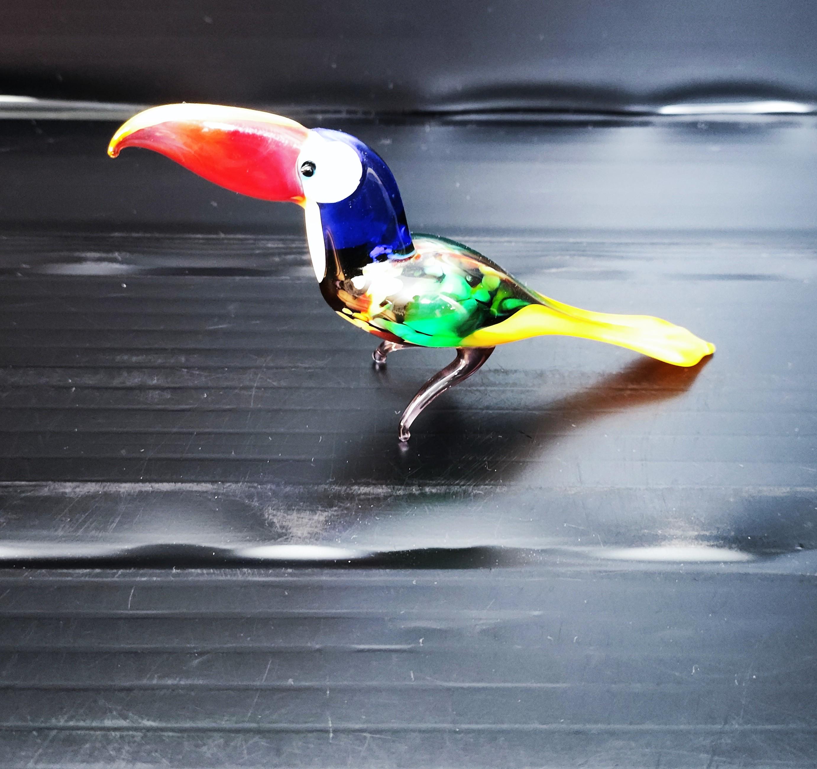 ヴェネチアンガラスの鳥の置物アート、オオハシ/手作り、吹きガラス