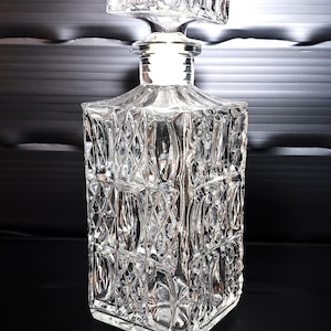 Vintage whiskey carafe with stopper, Oberglas Austria, 1970s, durable whiskey container/ crystal decanter 700 ml