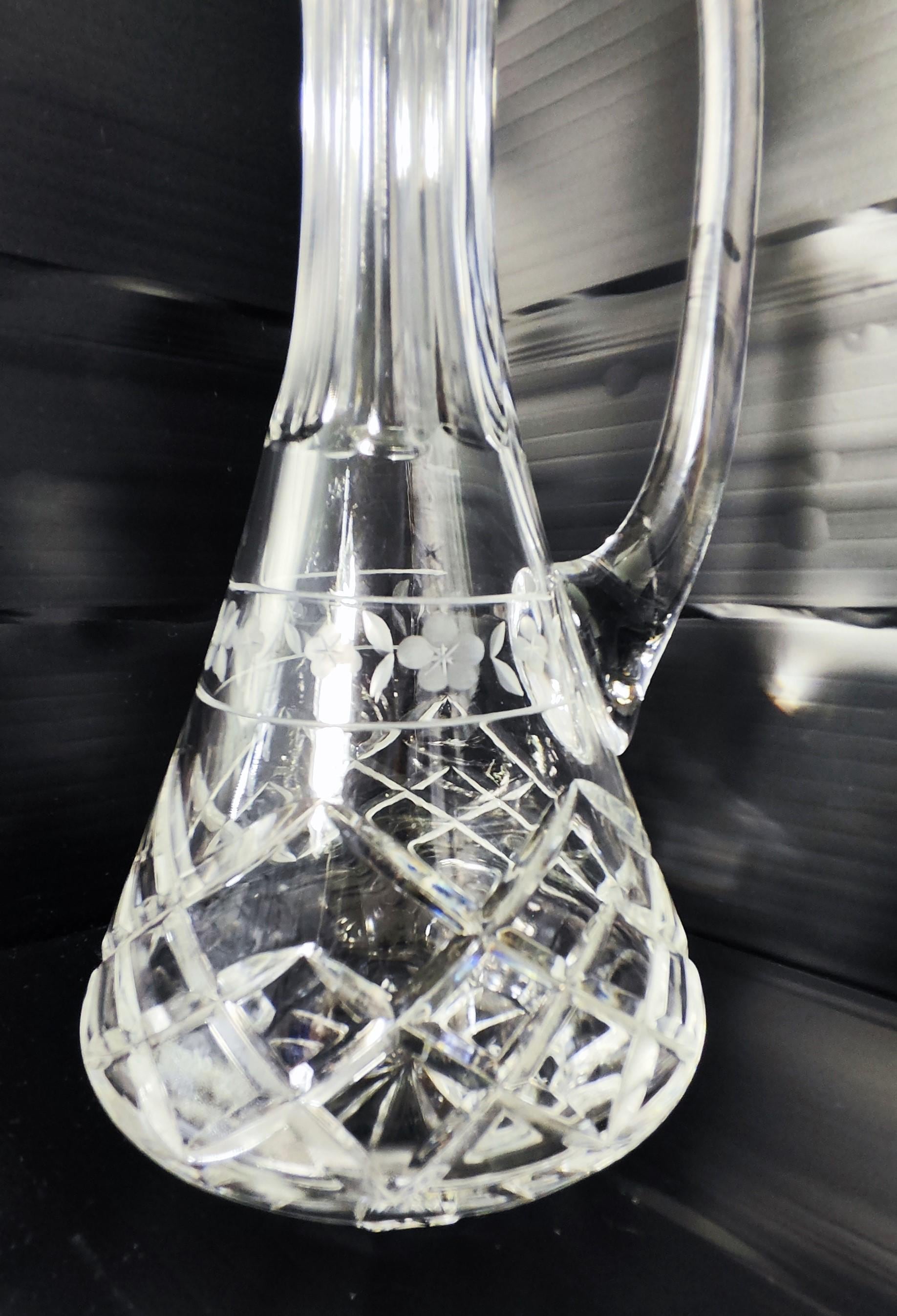 Caraffa Con Tappo Montana Diamond 040833 – Vetro Trasparente, 750 Ml, Design Spigoloso Moderno, Di Leonardo
