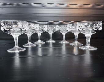 7 × Peill und Putzler Likörschale aus der Serie Granada/Bleikristall, mundgeblasen / 1960er-1970er Jahre