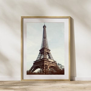 Travel Photography Print | INSTANT DIGITAL DOWNLOAD | Travel Print | Wall Art | Home Decor | Paris | France | Eiffel Tower