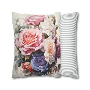 Funda de almohada cuadrada de gamuza sintética / Funda de cojín decorativa / Diseño elegante de rosas florecientes en tonos pastel / imagen 4