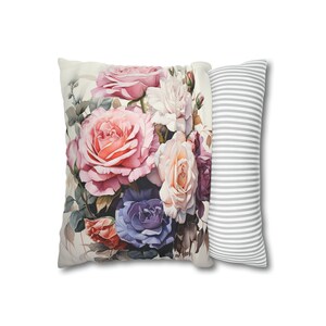 Funda de almohada cuadrada de gamuza sintética / Funda de cojín decorativa / Diseño elegante de rosas florecientes en tonos pastel / imagen 6