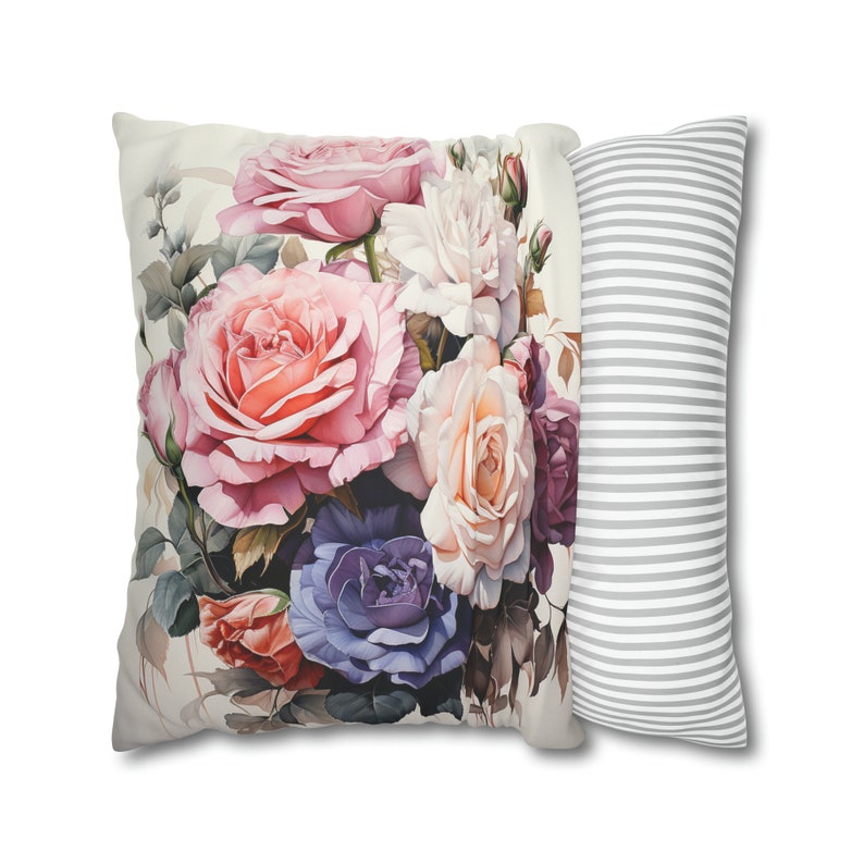 Funda de almohada cuadrada de gamuza sintética / Funda de cojín decorativa / Diseño elegante de rosas florecientes en tonos pastel / imagen 2