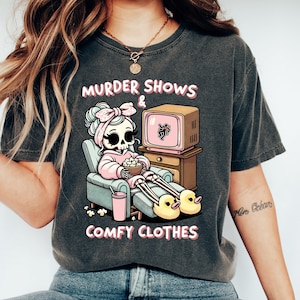 Halloween Watch Horror Movies Shirt, I Like Murder Shows Comfy Clothes Tshirt for True Crime Junkie, True Crime Shirt for Women,