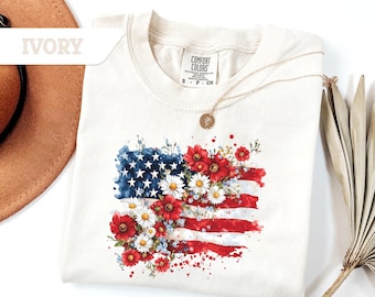 Camiseta con flores de la bandera de EE. UU. Comfort Colors®, camiseta con margaritas de la bandera estadounidense, camiseta con bandera floral del 4 de julio, camiseta del Día de la Independencia, regalo del Día de los Caídos