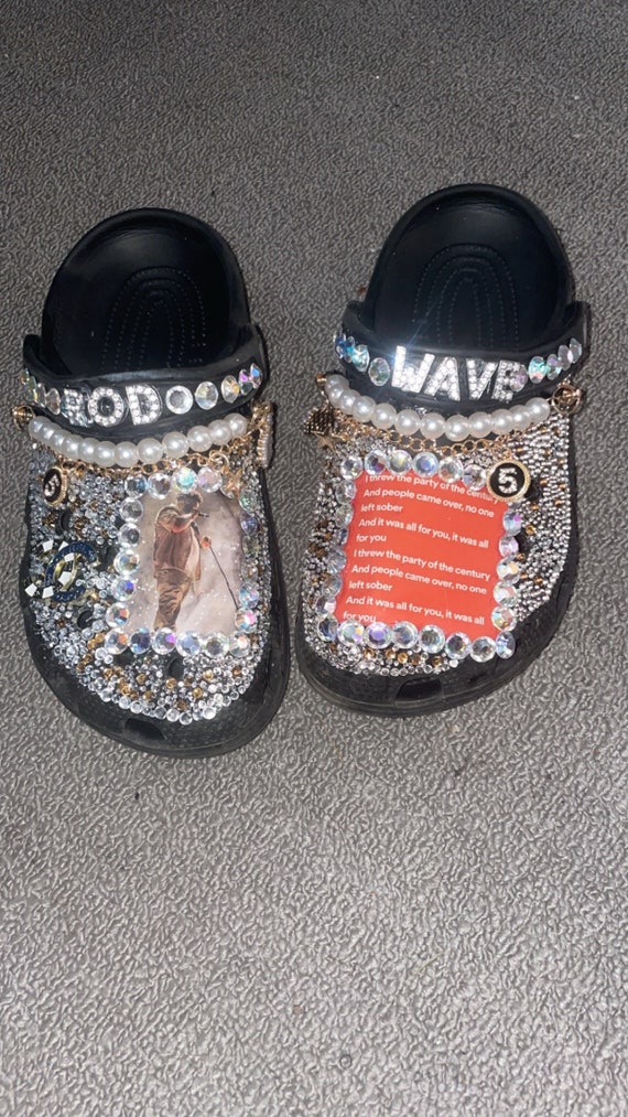 Wave crocs sales