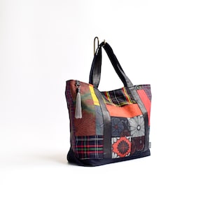 One of a Kind Oshima Tsumugi Kimono Tote Bag with Genuine Lamb Leather – Japanese Patchwork Bag, Upcycled Silk, Large Shoulder Bag