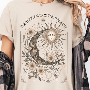 Vintage Tarot The Sun and Moo, Celestial – Boho Sun Tarot Card Shirt, Presente para Amantes da Astrologia, Camiseta Mística, Roupas Celestiais de Bruxa