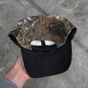 Vintage Y2K Mossy Oak Realtree Camo Grunge SnapBack Hat image 2