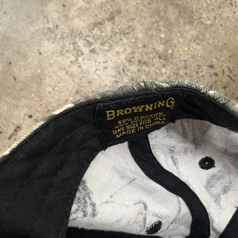 Cappello da skater vintage Y2K ricamato Browning rosa mimetico grunge immagine 4