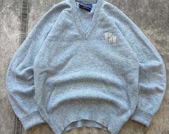 Pull bleu brodé en laine Pendleton vintage des années 70