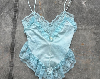 Vintage 70er Jahre Unterwäsche Top in Blau mit Blumenmuster aus den 70er Jahren