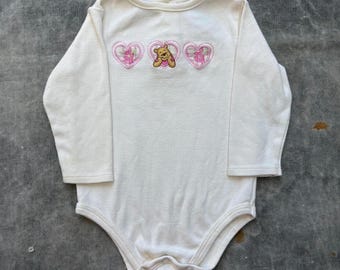 Vintage 90s Y2K Disney Winnie the Pooh Hearts Flowers Baby Onesie Size 12 Months