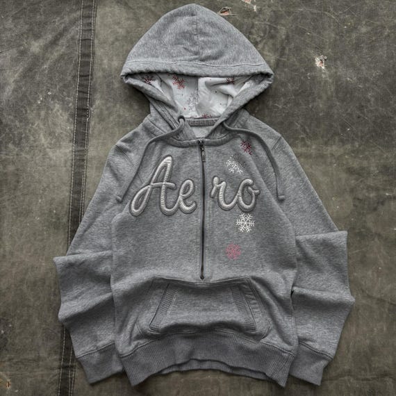 Vintage Y2K Aeropostale Snowflakes Rhinestone 1/2 Zip Hoodie