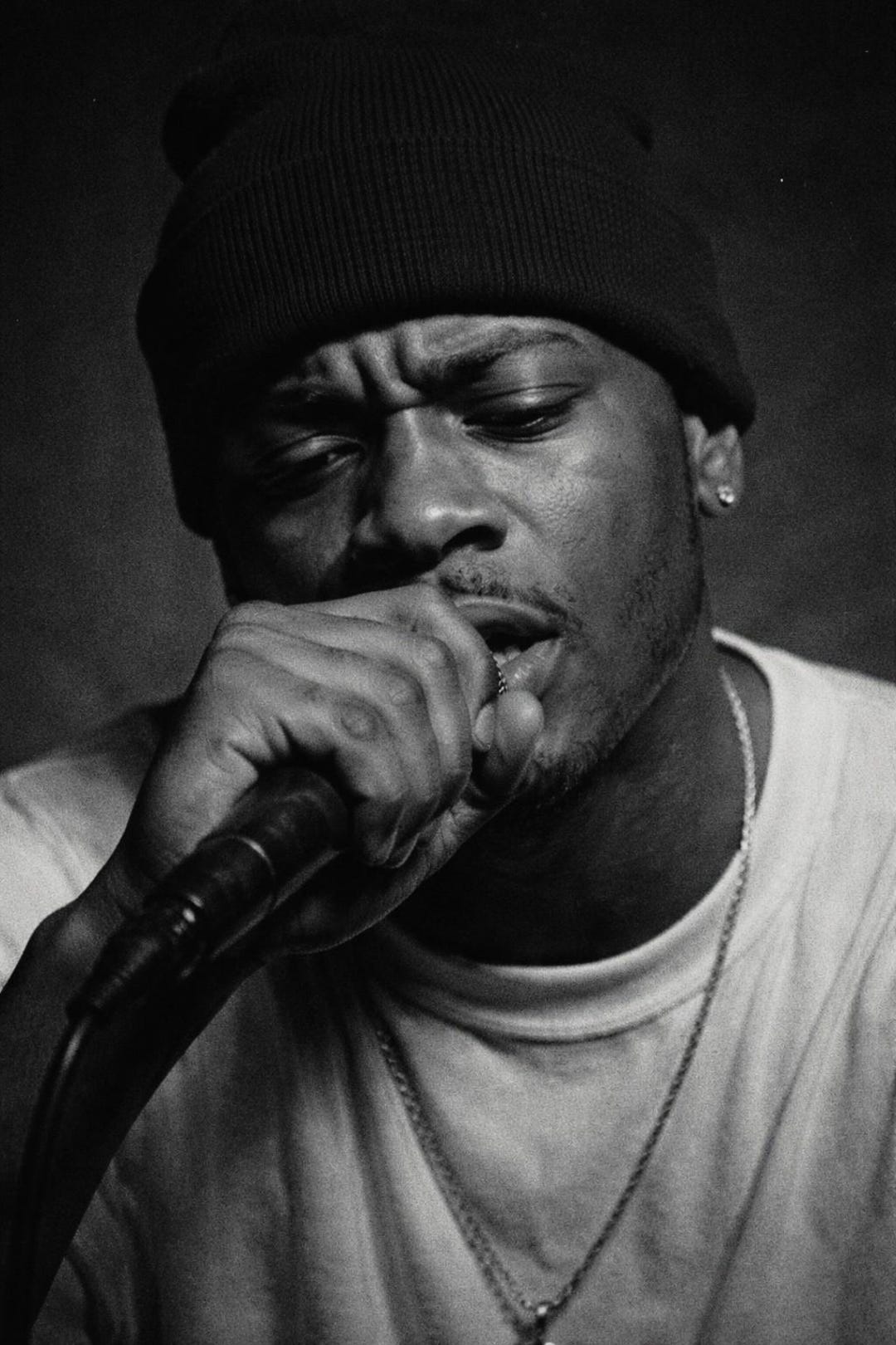 Mc Rapper Potrait 90s Hip Hop Live MC Wall Art | Black & White Boom Bap Performance | Raw ...