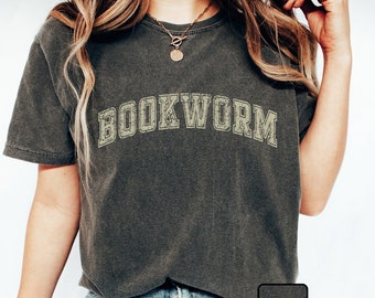 Comfort Colors® Bookworm T-shirt, Book Lover Shirt, Bookworm Tee, Book Club Reading Outfit, Bookish Clothing, Librarian Tshirt, Teacher Gift