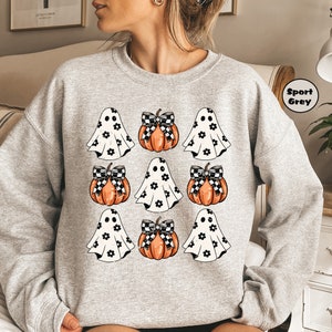 Halloween Ghost Sweatshirt, Cute Halloween Pumpking Hoodie, Spooky Season Outfit, Halloween Party Women Clothing, Halloween Fall Hoodie Gift