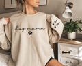 Personalized Dog Mama Sweatshirt, Custom Dog Mom Hoodie, Dog Owner Outfit, Dog Mama Clothings, Dog Mom Birthday Gift, Happy Mothers Day Gift
