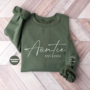 Custom Auntie Sweatshirt With Niece Nephew Names On Sleeve, Personalized Aunt Hoodie, Auntie Outfit, New Auntie Clothing, Announcement Gifts image 4