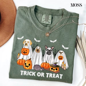 Cute Ghost & Dog Tshirt, Dog Lovers Halloween Outfit, Funny Halloween Dog Walker Tee, Spooky Season Clothing, Fall Women Shirt Gifts