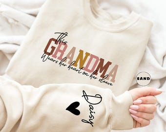 Personalisiertes Ich trage mein Herz auf meinem Ärmel Sweatshirt, Kundenspezifisches Oma Sweatshirt mit Namen der Enkel, Nana-Kleidung, glückliches Muttertagsgeschenk