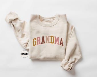 Grandma Sweatshirt, New Grandmother Hoodie, Cute Grammy Outfit, Nana Clothing, Matching Family Sweatshirt, Mom Life Hoodie, Mothers Day Gift