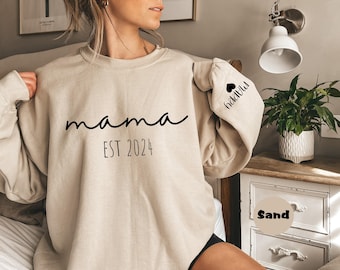 Benutzerdefinierte Mama Sweatshirt, personalisierte Mama Hoodie mit Est Datum und Kindernamen, süßes Mama Outfit, Mutter zu sein, Muttertag Geschenk