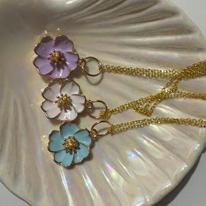 Flower Necklace