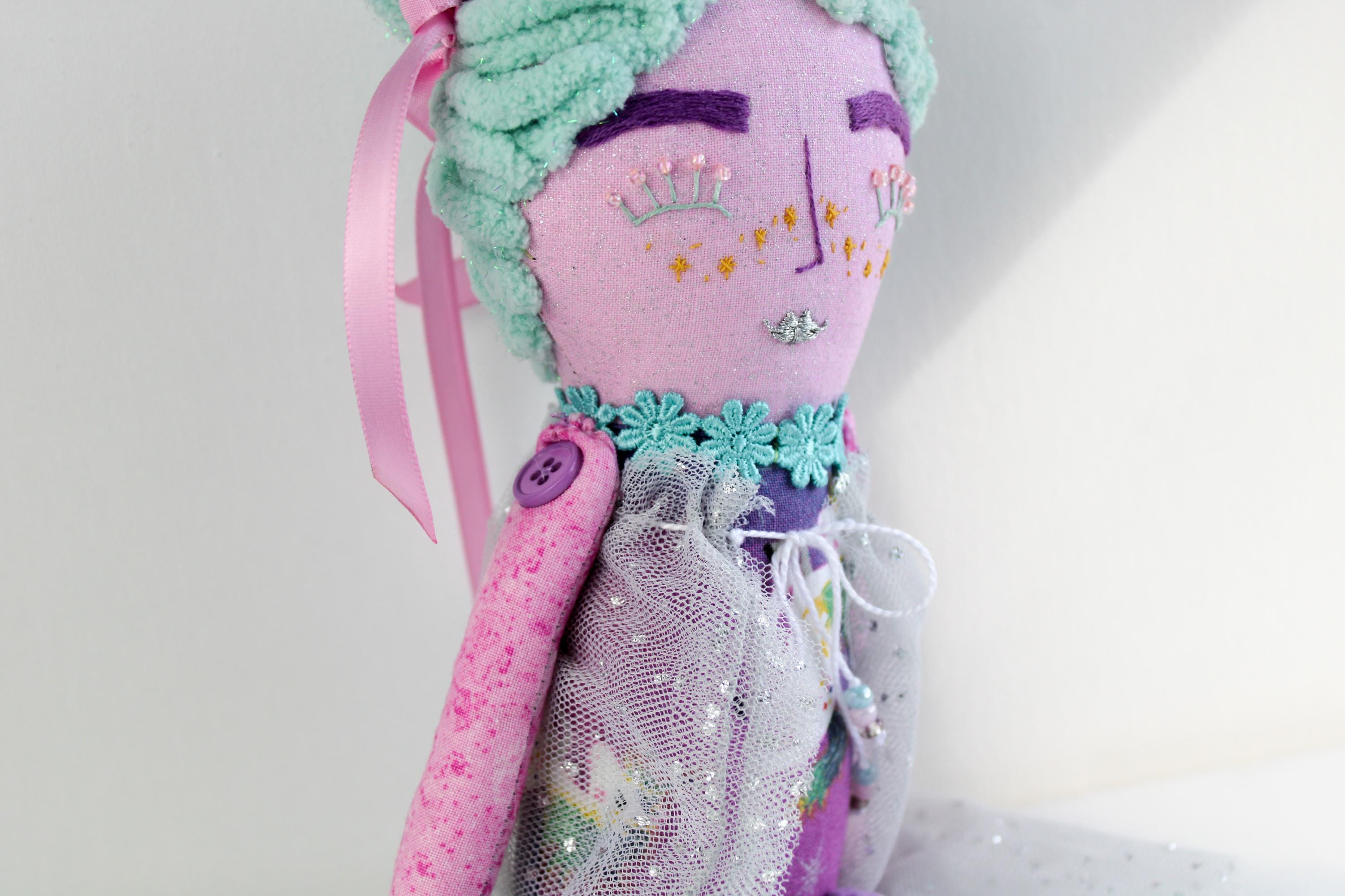 Handmade Embroidered Unique Soft Art Rag Doll | Star - US$ 60.00 | Tedooo