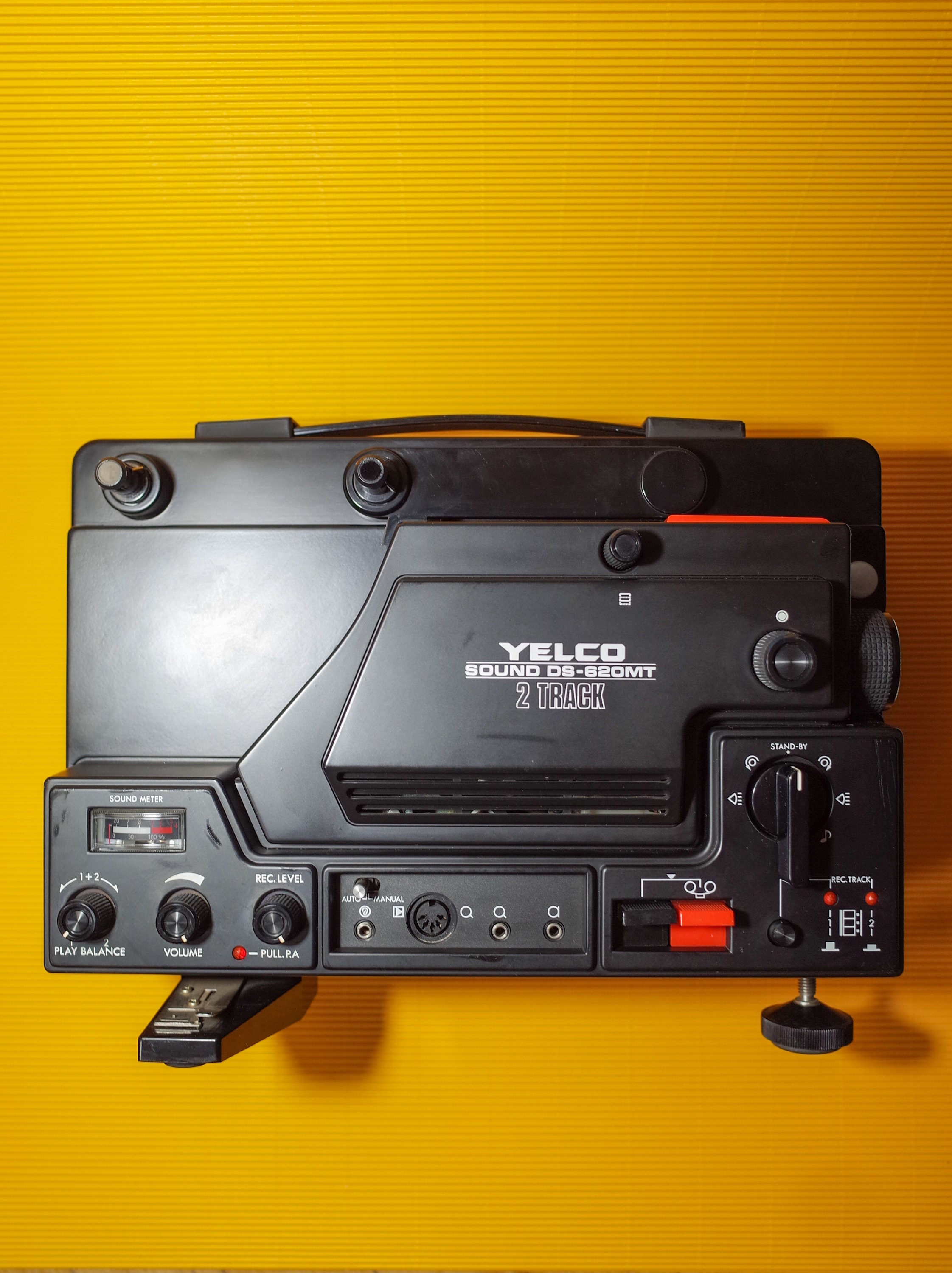 HOKUSHIN 北辰 16mm SOUND PROJECTOR CANARY