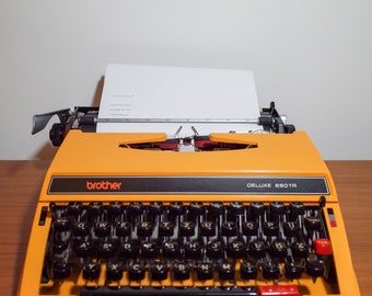 Brother deluxe 660 TR Typewriter - Yellow - German Keyboard