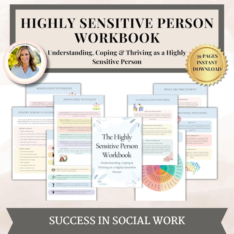 Op de afbeelding: Een werkboek getiteld "Highly Sensitive Person Workbook" met de ondertitel "Understanding, Coping & Thriving as a Highly Sensitive Person". De afbeelding bevat verschillende open pagina's met tekst en afbeeldingen, en een gouden zegel met de tekst "39 Pages Instant Download".